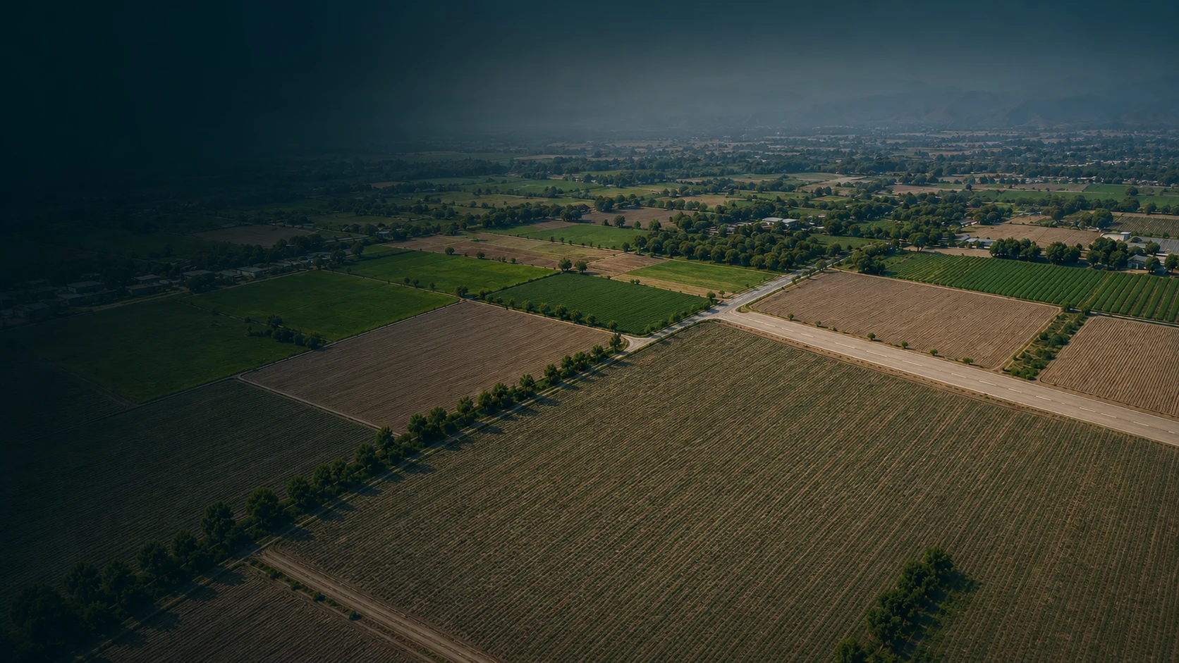 Vista aérea adaptada del entorno agrícola de Los Pacaes II